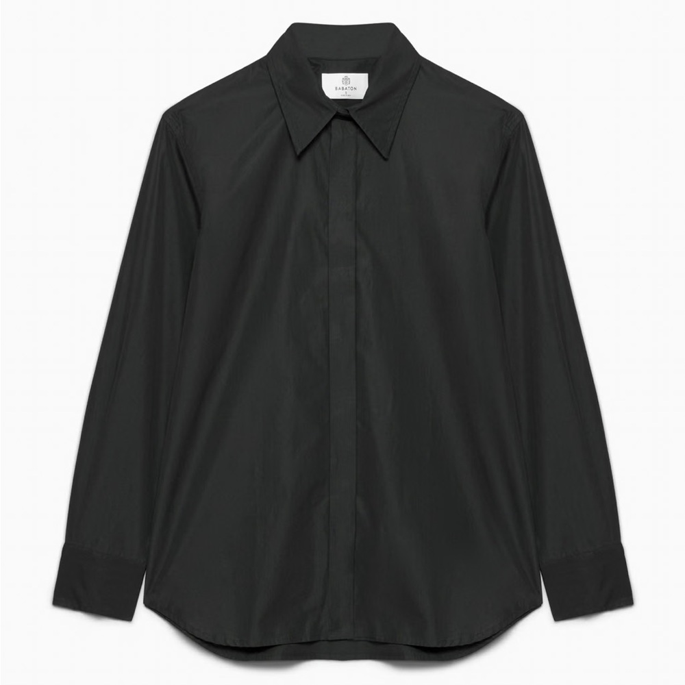Babaton Essential Relaxed Poplin Shirt
Relaxed poplin button-up shirt
